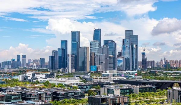 深圳深入推进“放管服”改革 打造国际化营商环境的“前海范例”