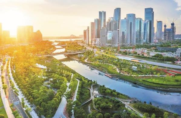 在公园中建造城市 桂湾公园成前海城市公共景观新地标
