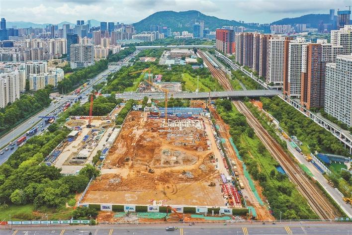 前海:“一对一”跟踪服务外企解决问题