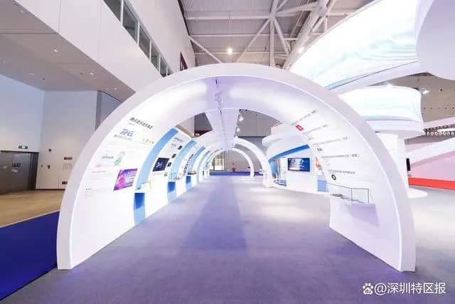 前海“首秀”文博会 50余家企业机构共襄“依托香港、服务内地、面向世界”