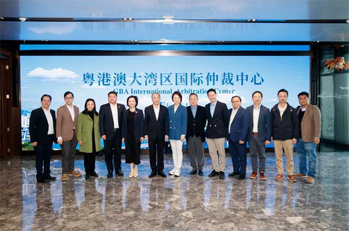 香港民建联主席李慧琼率民建联工商专业委员会考察团来前海调研