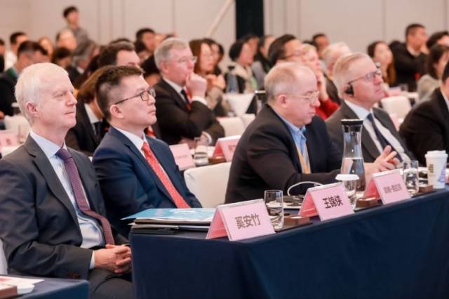 大湾区展现外资“磁吸力”!首届英国—大湾区论坛在前海举行