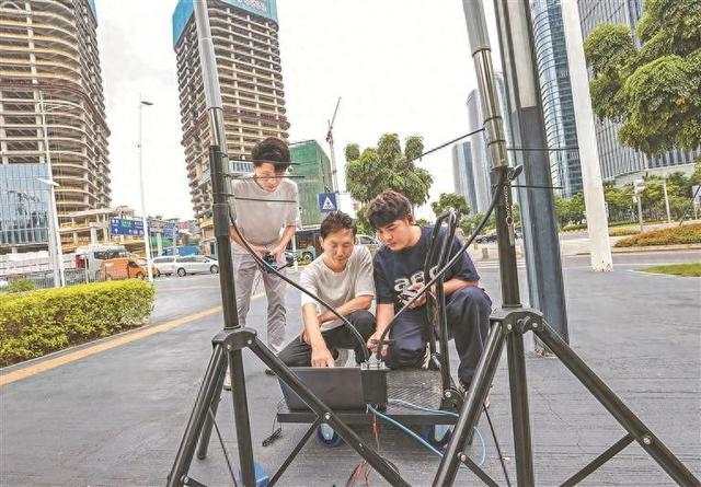 前海:“港港”的!